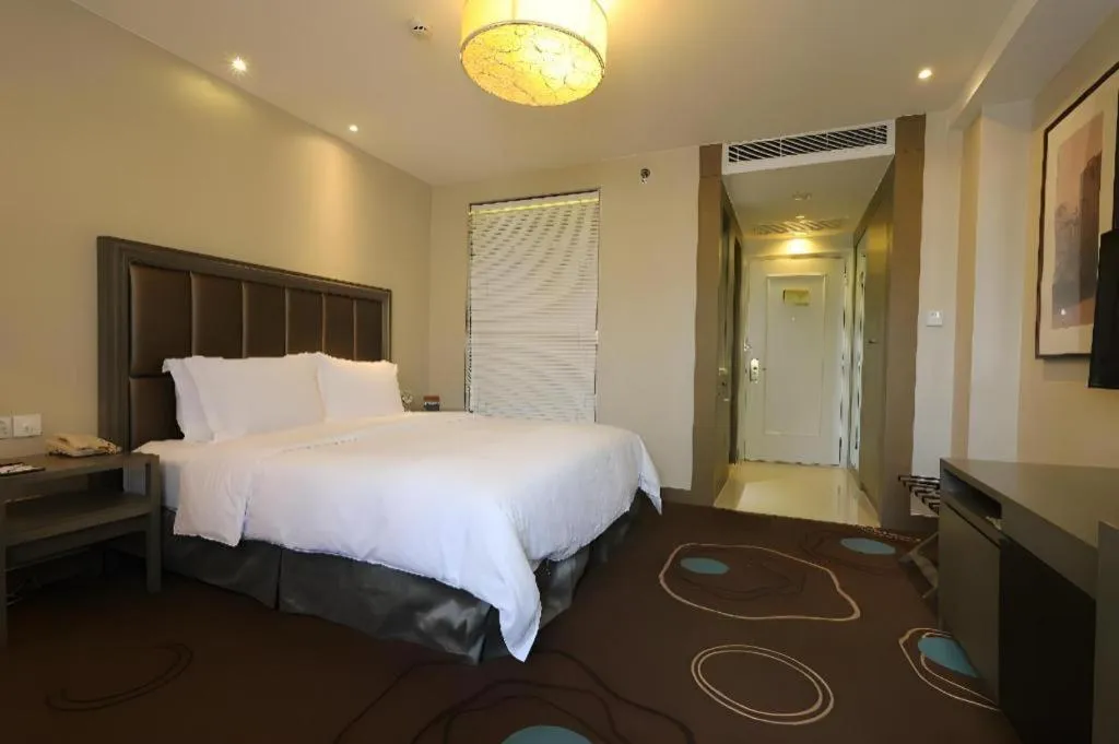 Bed in Jinjiang Metropolo Hotel Classiq YMCA People Square