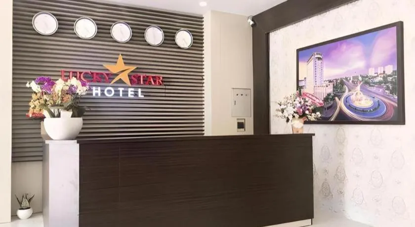 LUCKY STAR HOTEL