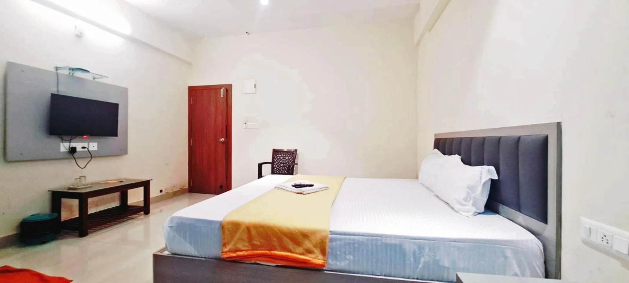 Bedroom, Bed in Hotel White Stone Premier Inn