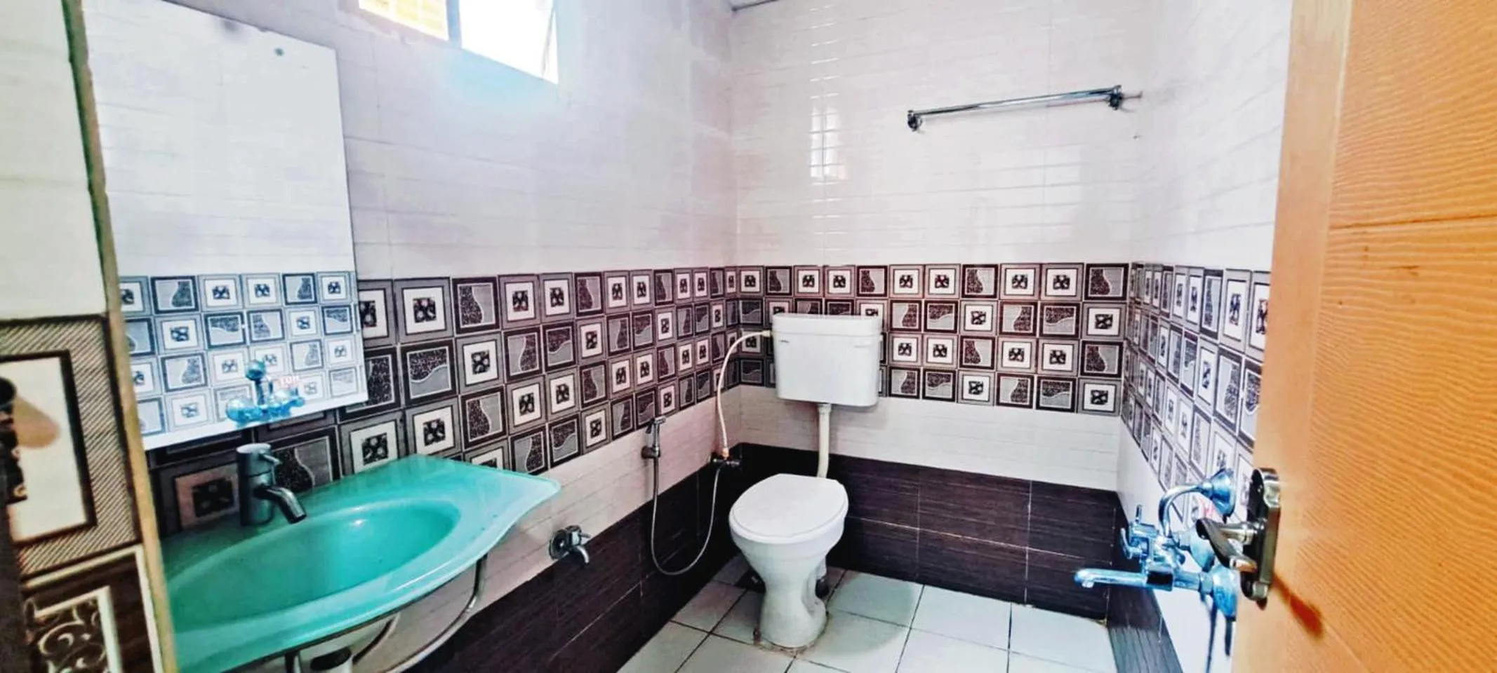 Bathroom in Hotel White Stone Premier Inn