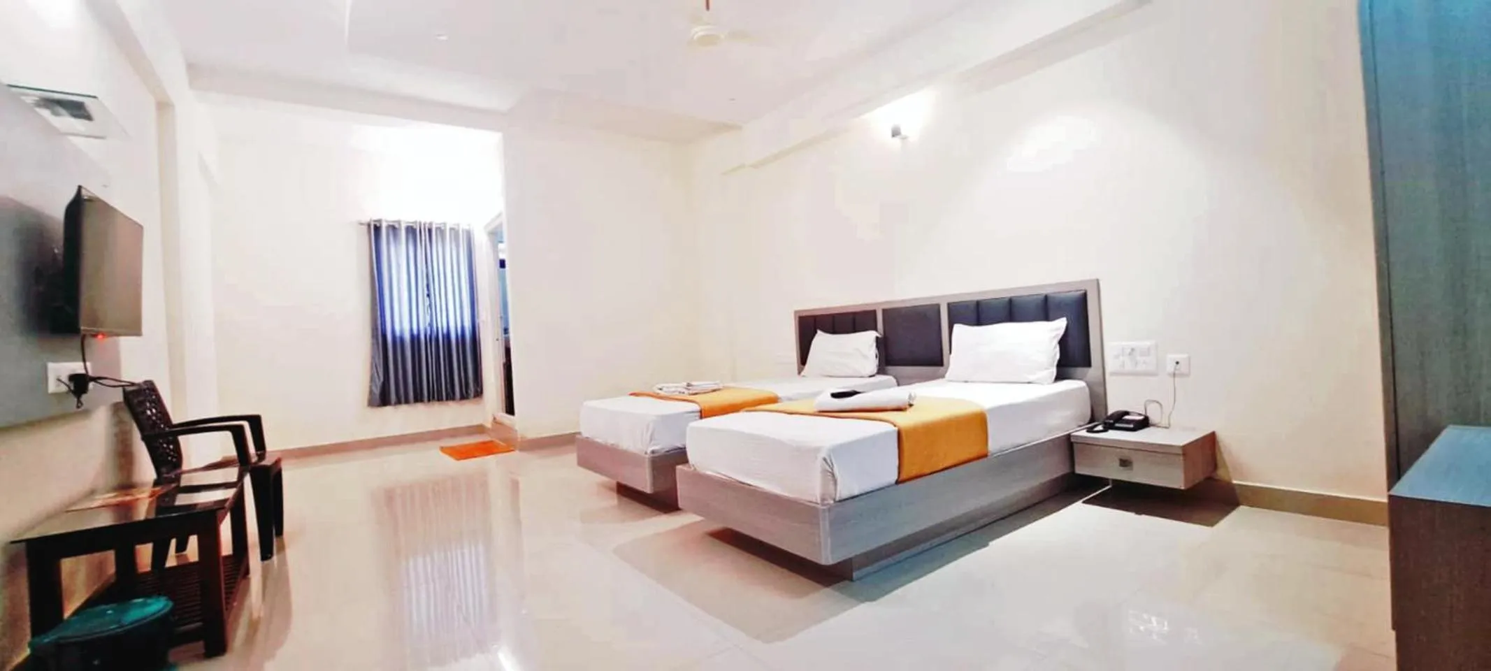 Bedroom, Bed in Hotel White Stone Premier Inn