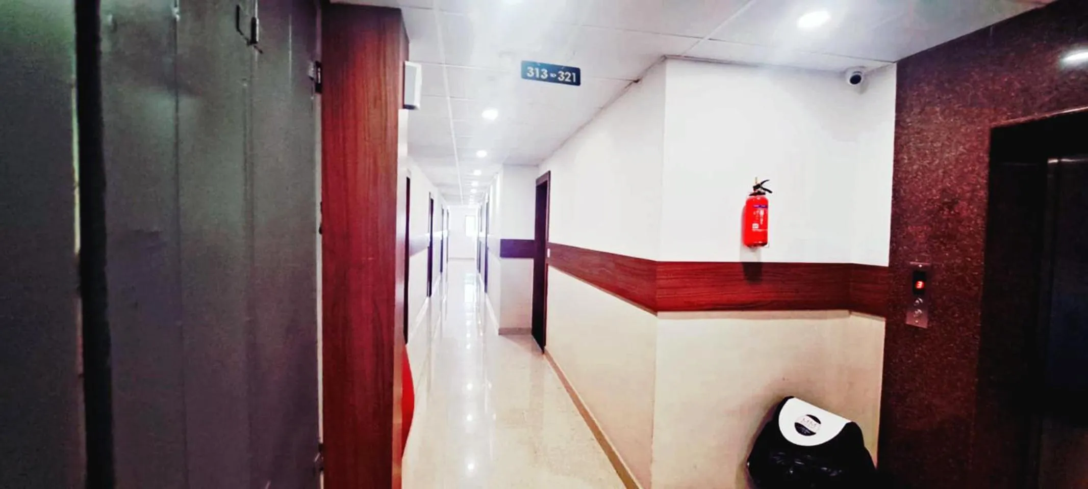 elevator in Hotel White Stone Premier Inn