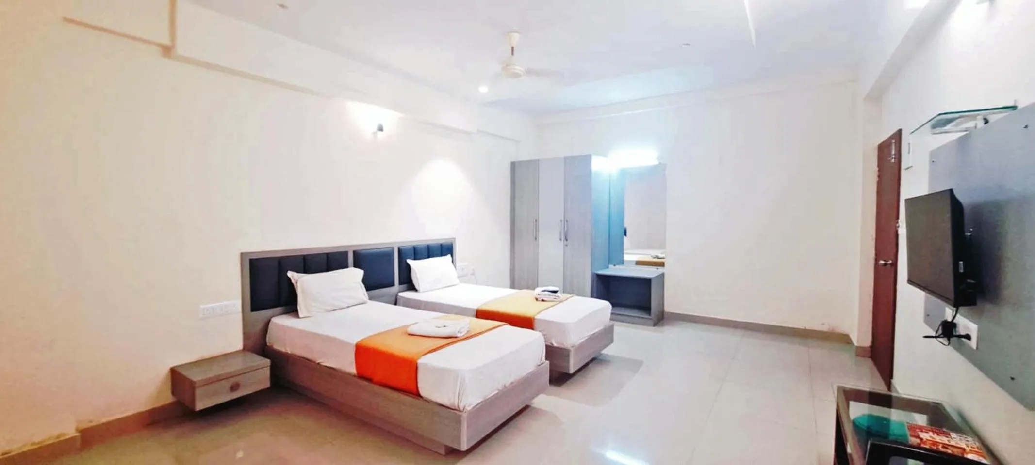 Bedroom, Bed in Hotel White Stone Premier Inn