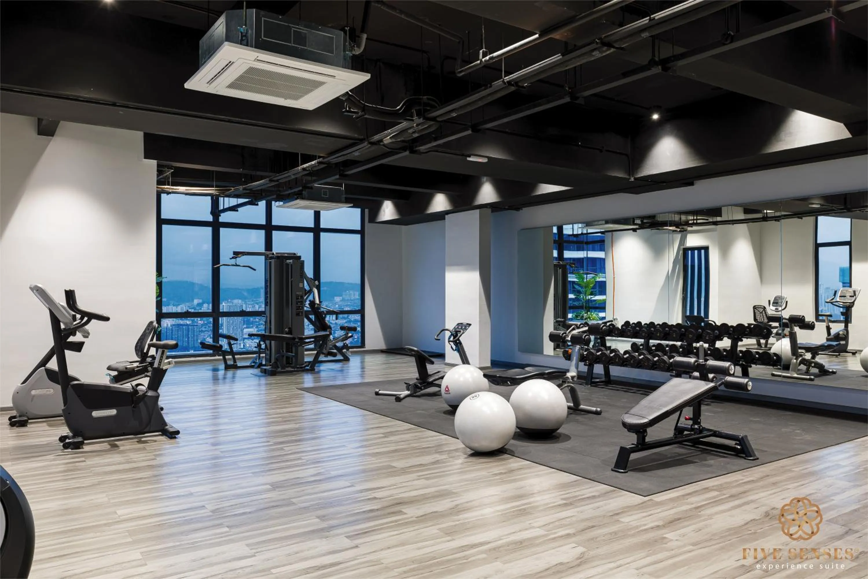 Fitness centre/facilities in The Manor Residence KLCC by Five Senses