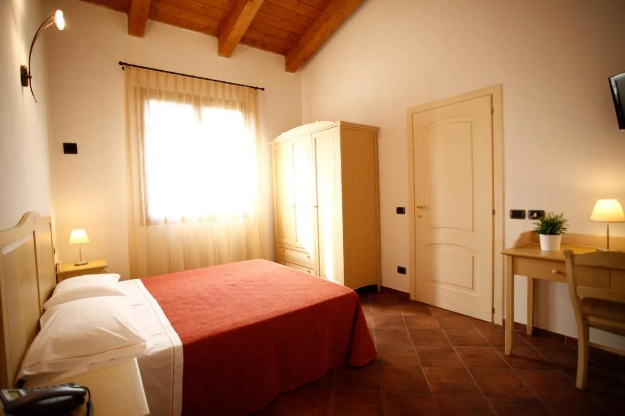 Bed in Due Ponti Village