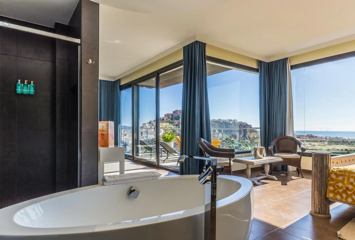 Hot Tub in Hotel Miba