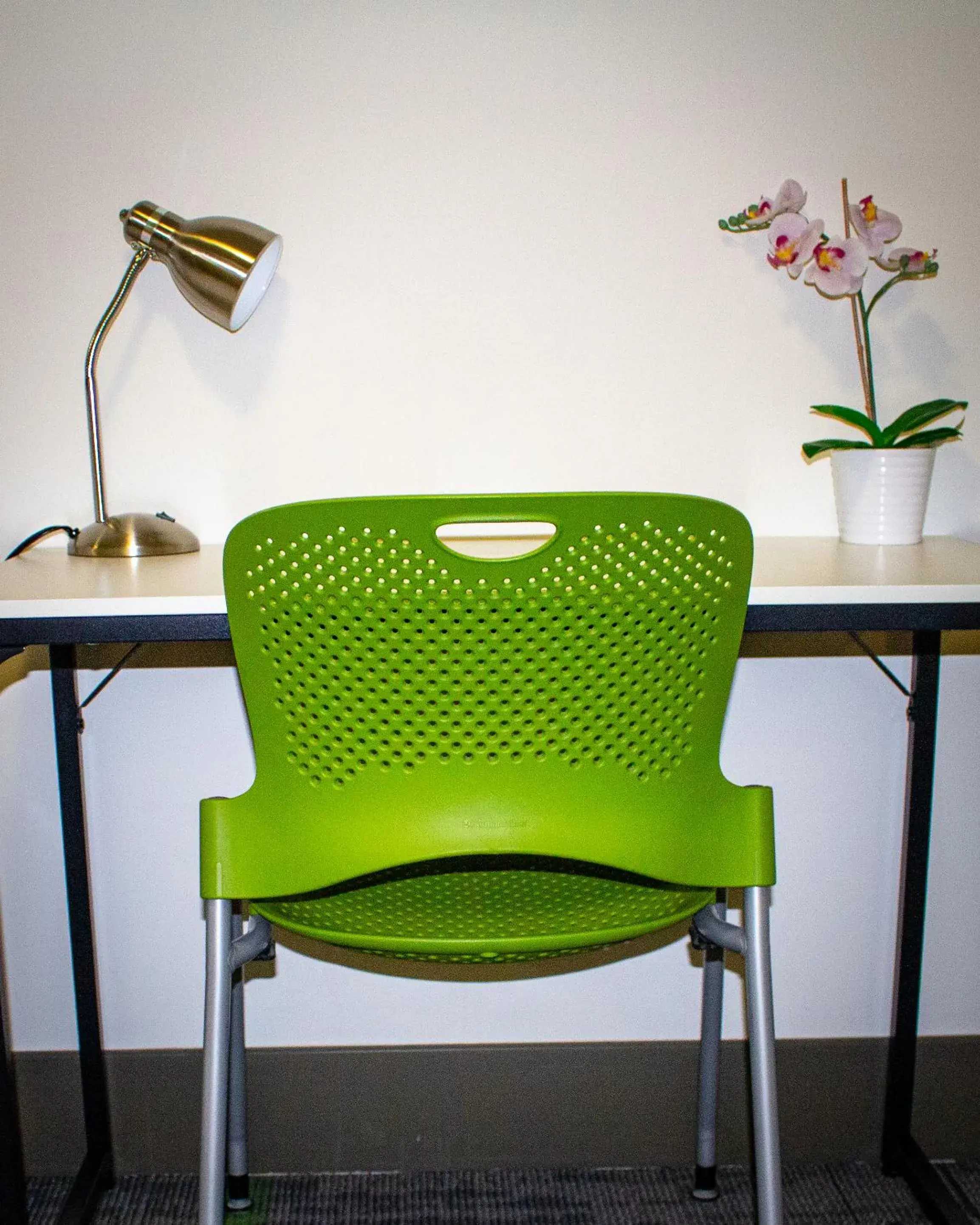 Bed in 4-Bed Mixed Dormitory Room in HI Calgary City Centre - Hostel Bed in 4-Bed Mixed Dormitory Room in HI Calgary City Centre - Hostel