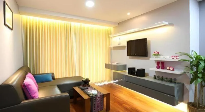 J Town serviced Apartments&hotel