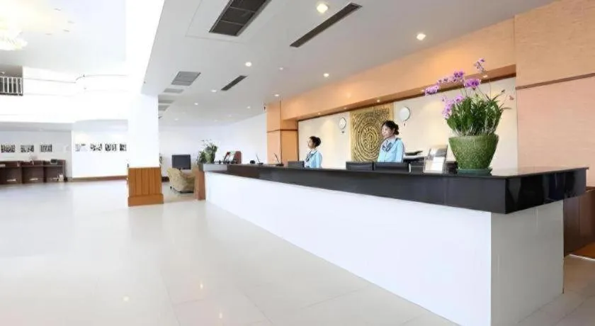 J Town serviced Apartments&hotel