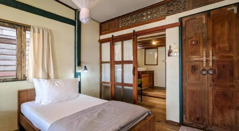 Bed in Tao Kae Lao