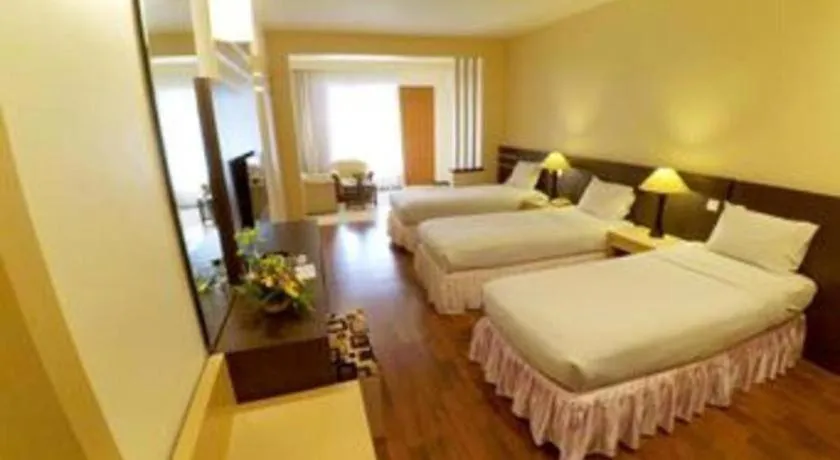 Bed in Purnama Hotel