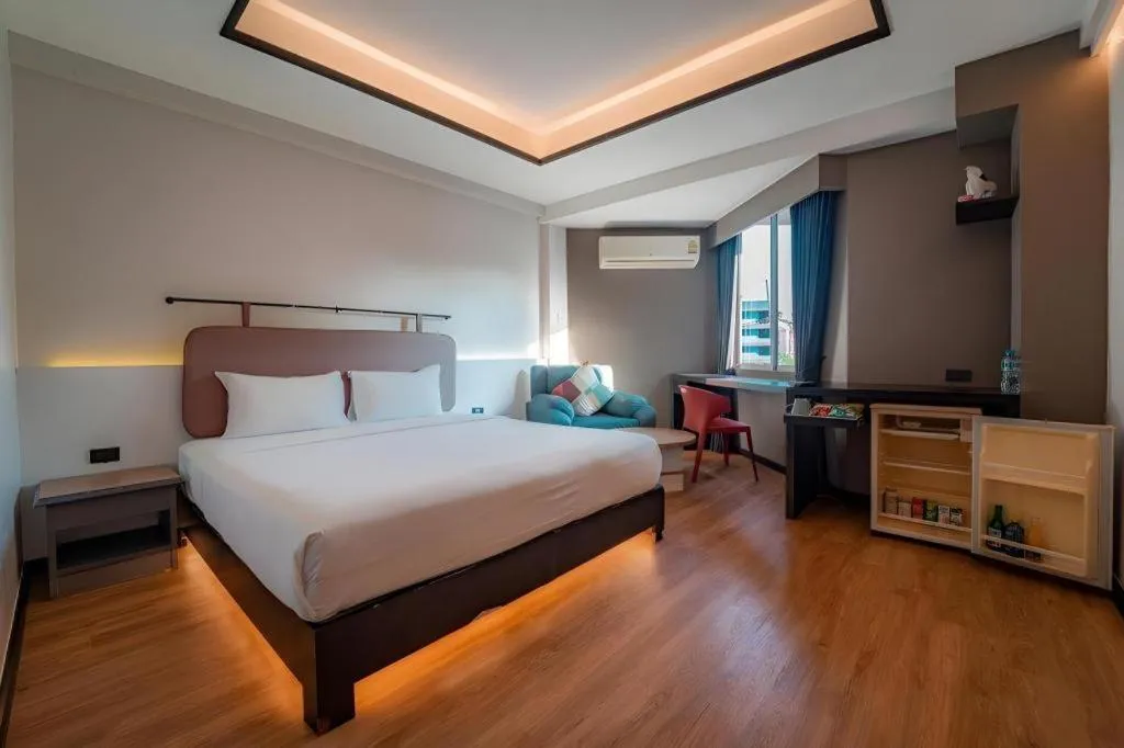 Bed in PRS Hotel By Sojourn