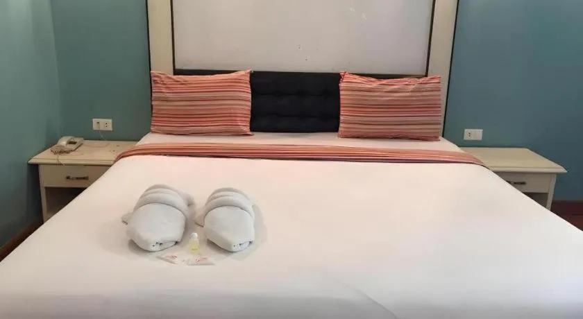 Bed in PRS Hotel By Sojourn