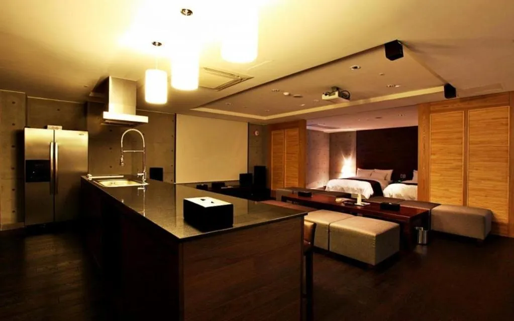 Bed in Nox Boutique Hotel