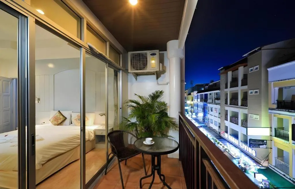 Bed in Gorgeous Boutique Room