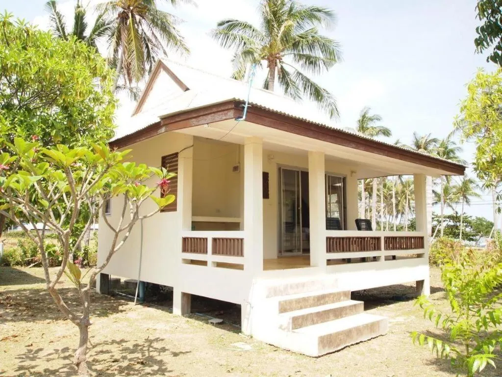 Jinta Beach Bungalow