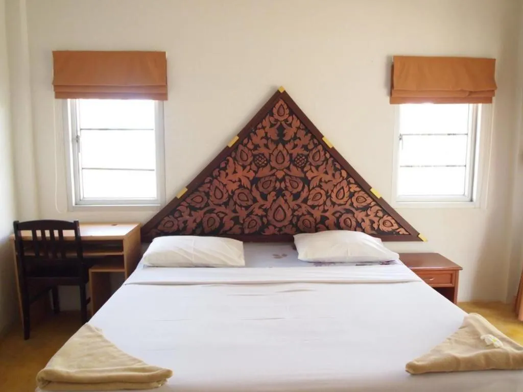 Bed in Jinta Beach Bungalow