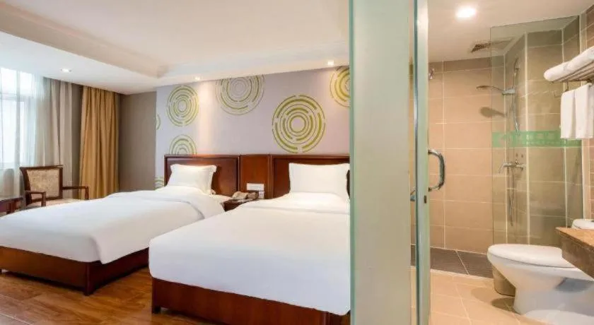 Bed in GreenTree Inn Nanning Langdong Hotel