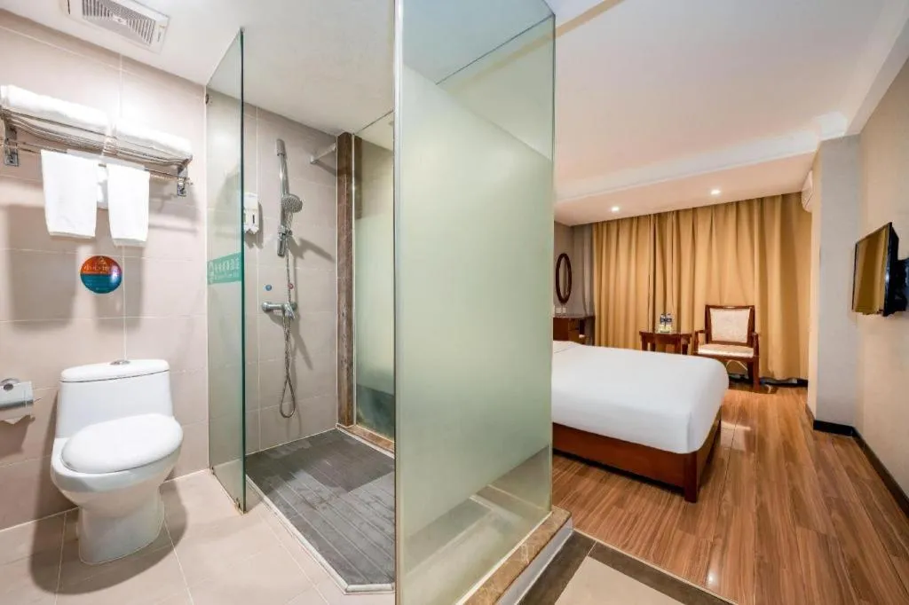 Bed in GreenTree Inn Nanning Langdong Hotel