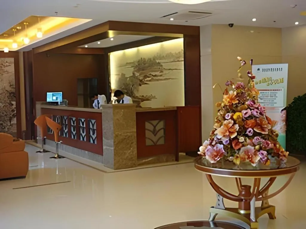 GreenTree Inn Nanning Langdong Hotel