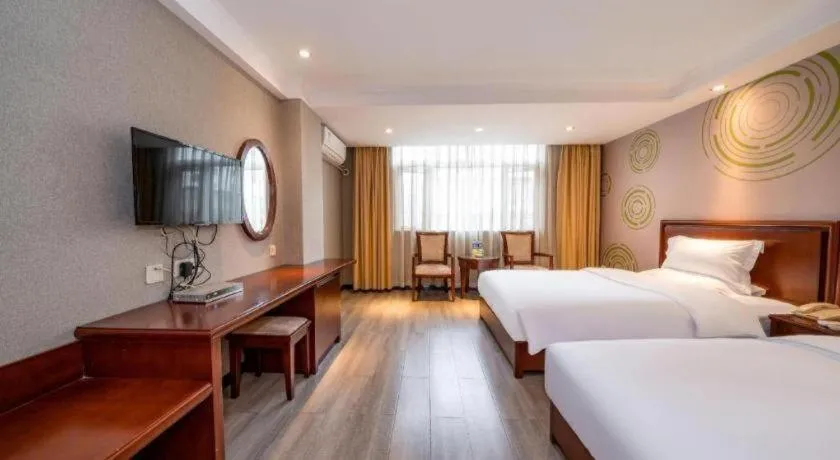 Bed in GreenTree Inn Nanning Langdong Hotel