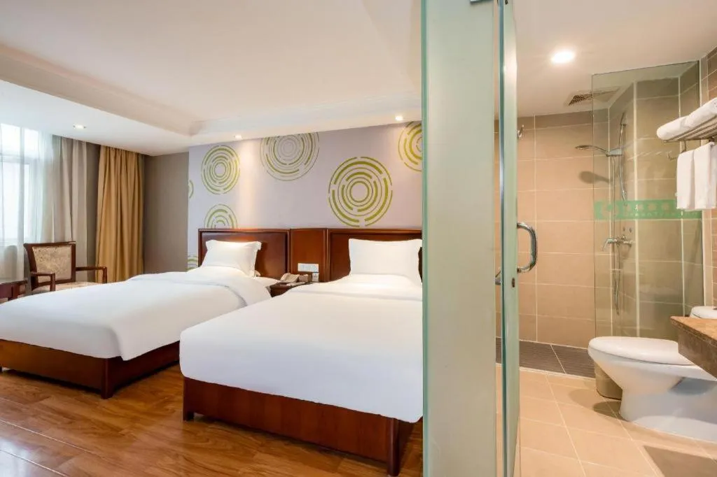 Bed in GreenTree Inn Nanning Langdong Hotel