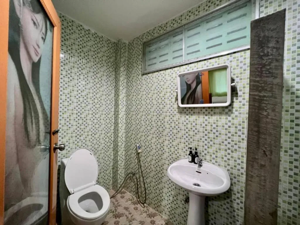 Greenplace-Samed Seahorse