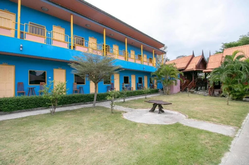 Greenplace-Samed Seahorse