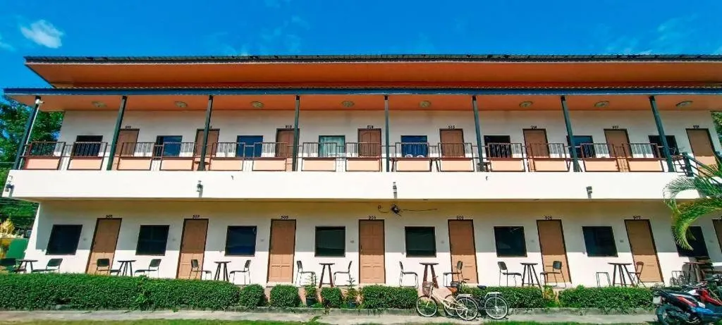 Greenplace-Samed Seahorse