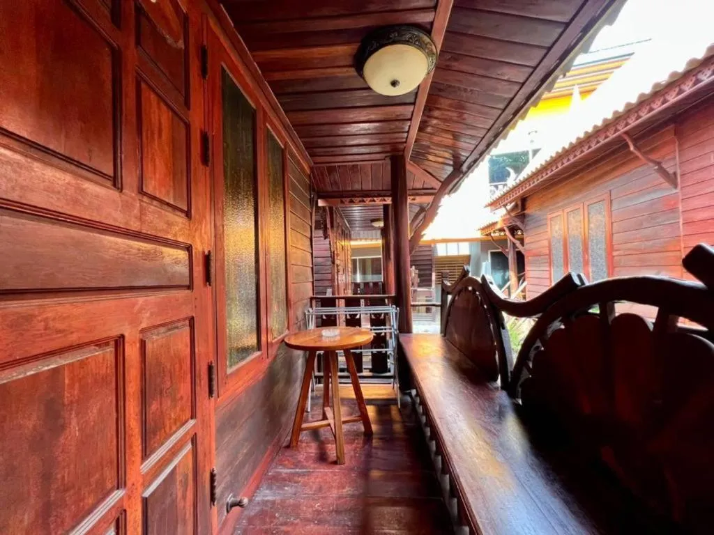 Greenplace-Samed Seahorse