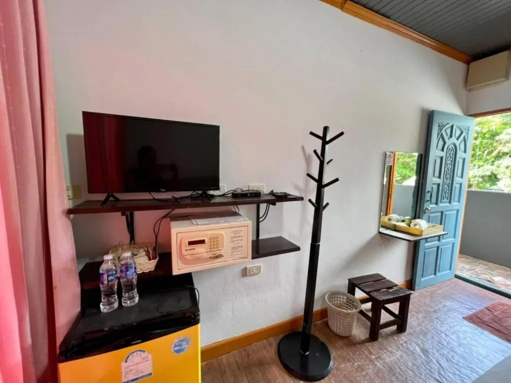 Greenplace-Samed Seahorse