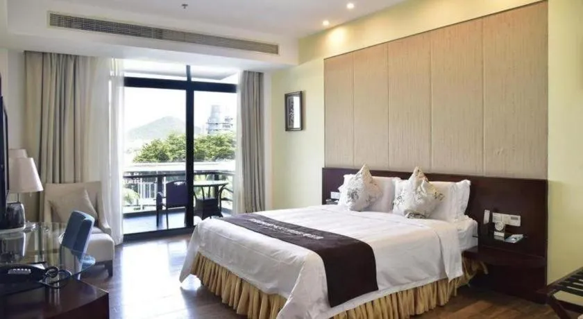 Bed in Serenity Marina Hotel