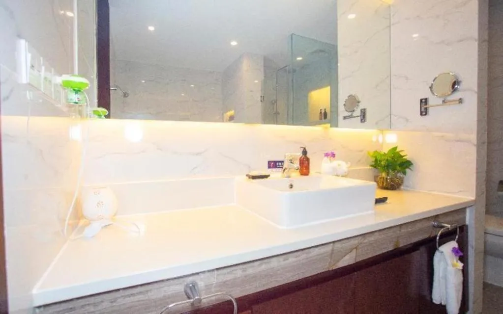 Serenity Marina Hotel