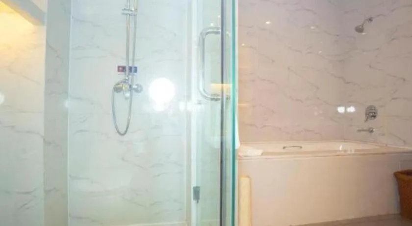 Serenity Marina Hotel