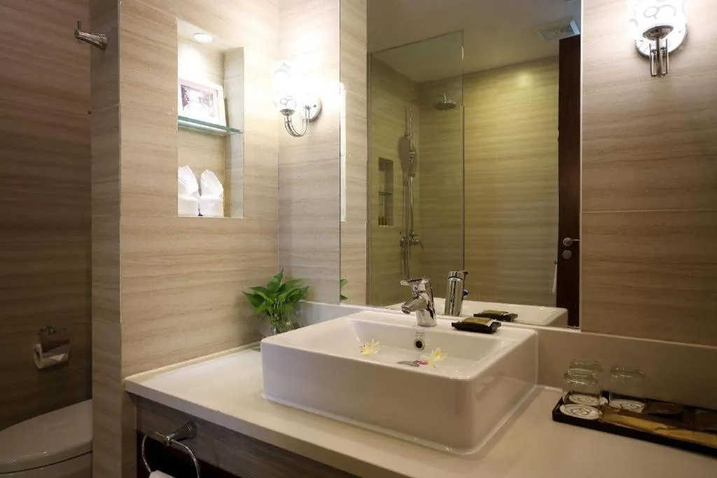 Serenity Marina Hotel