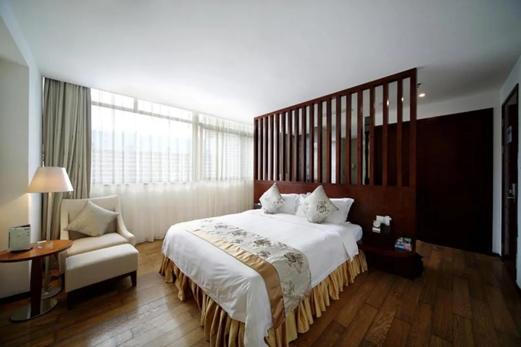 Bed in Serenity Marina Hotel