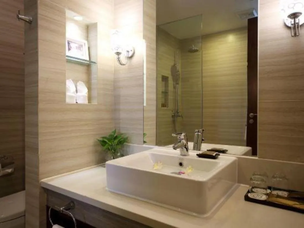 Serenity Marina Hotel