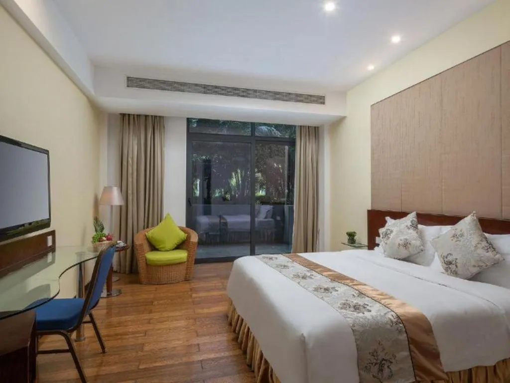 Bed in Serenity Marina Hotel