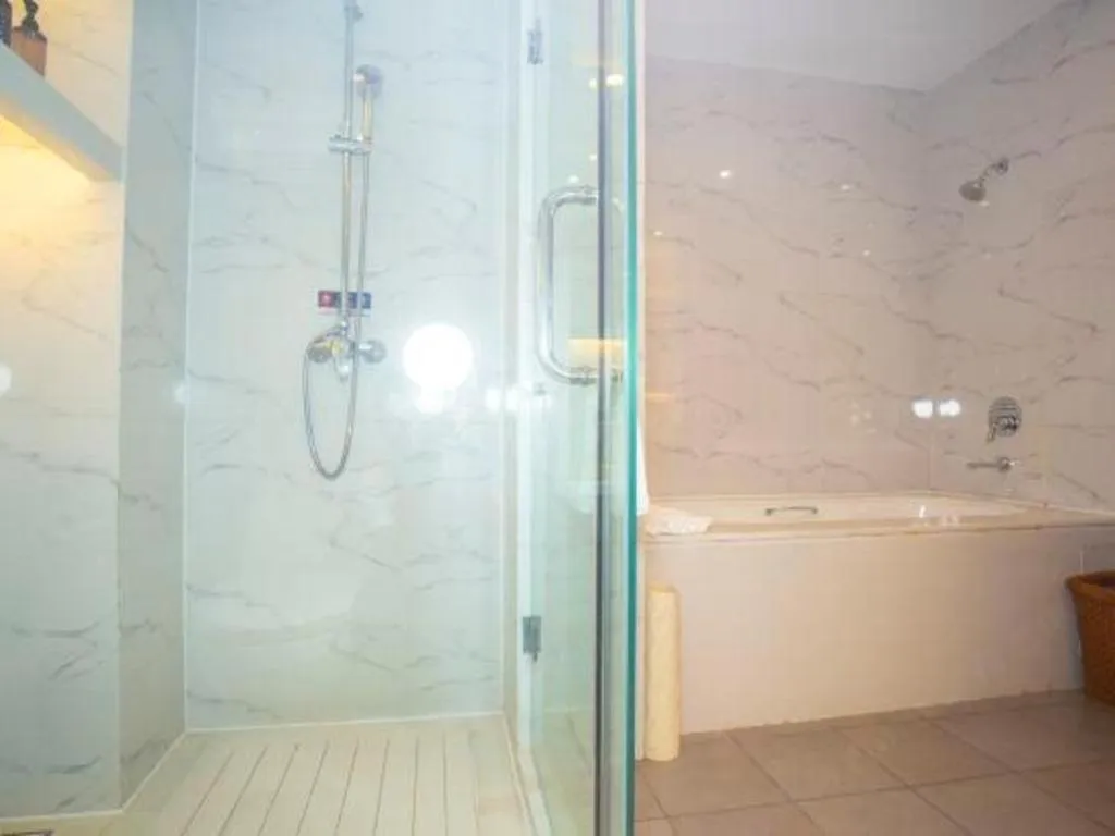 Serenity Marina Hotel