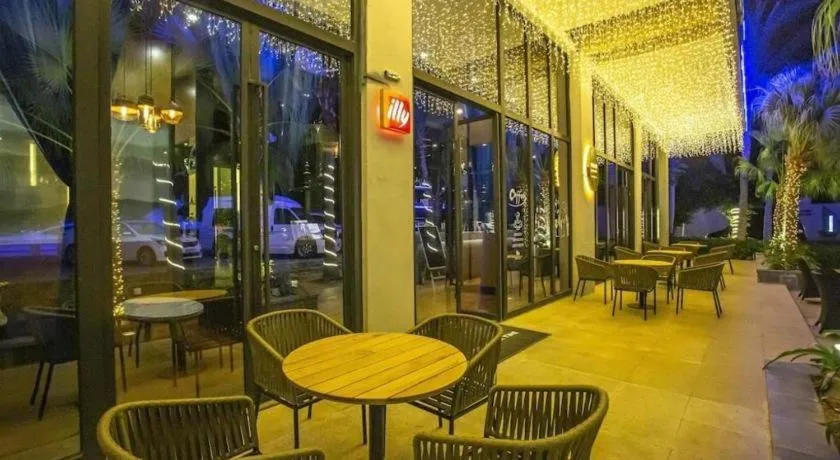 Serenity Marina Hotel