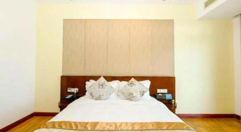 Bed in Serenity Marina Hotel