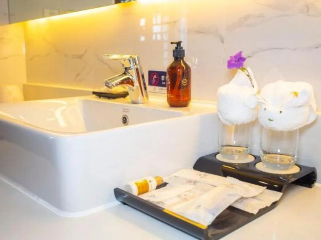 Serenity Marina Hotel