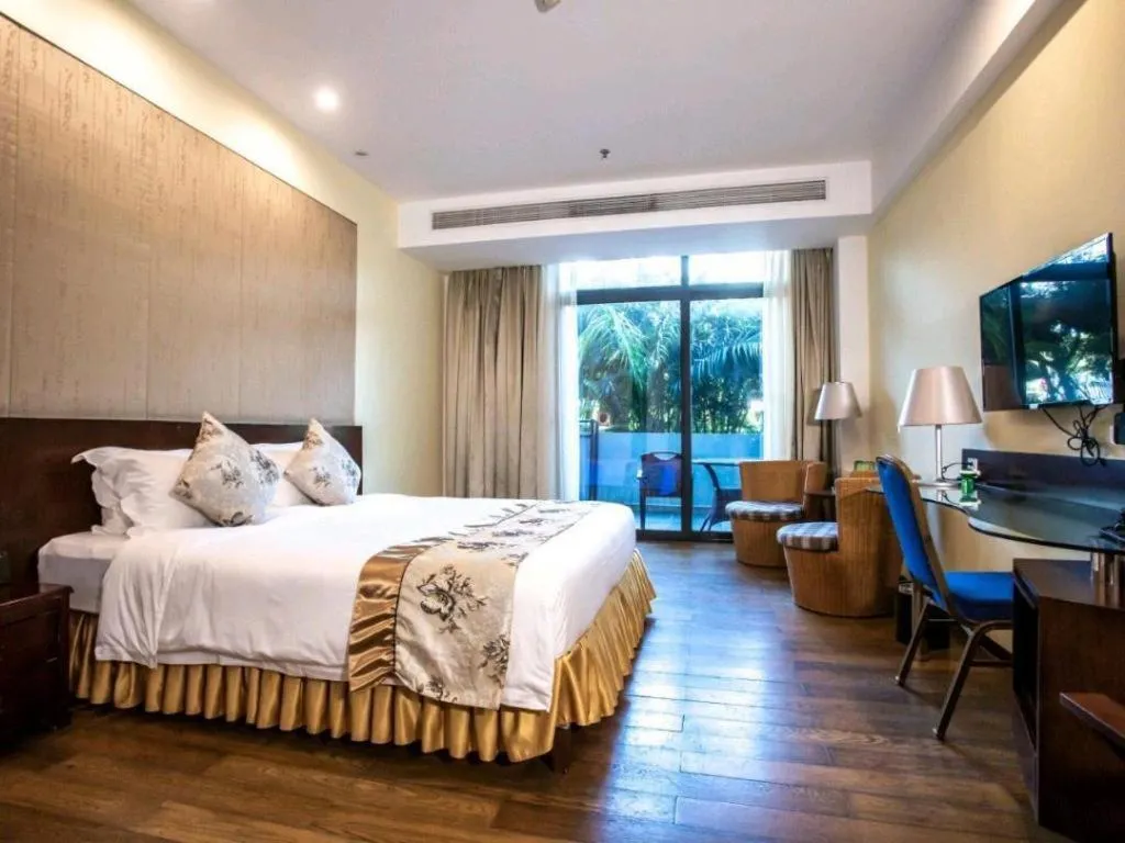 Bed in Serenity Marina Hotel