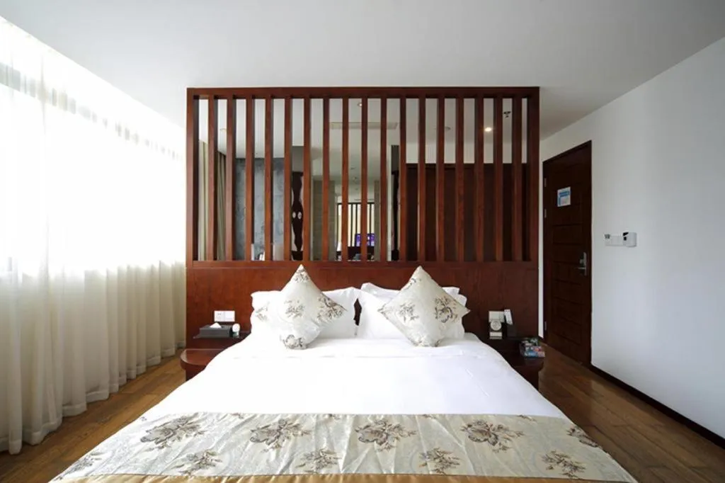 Bed in Serenity Marina Hotel