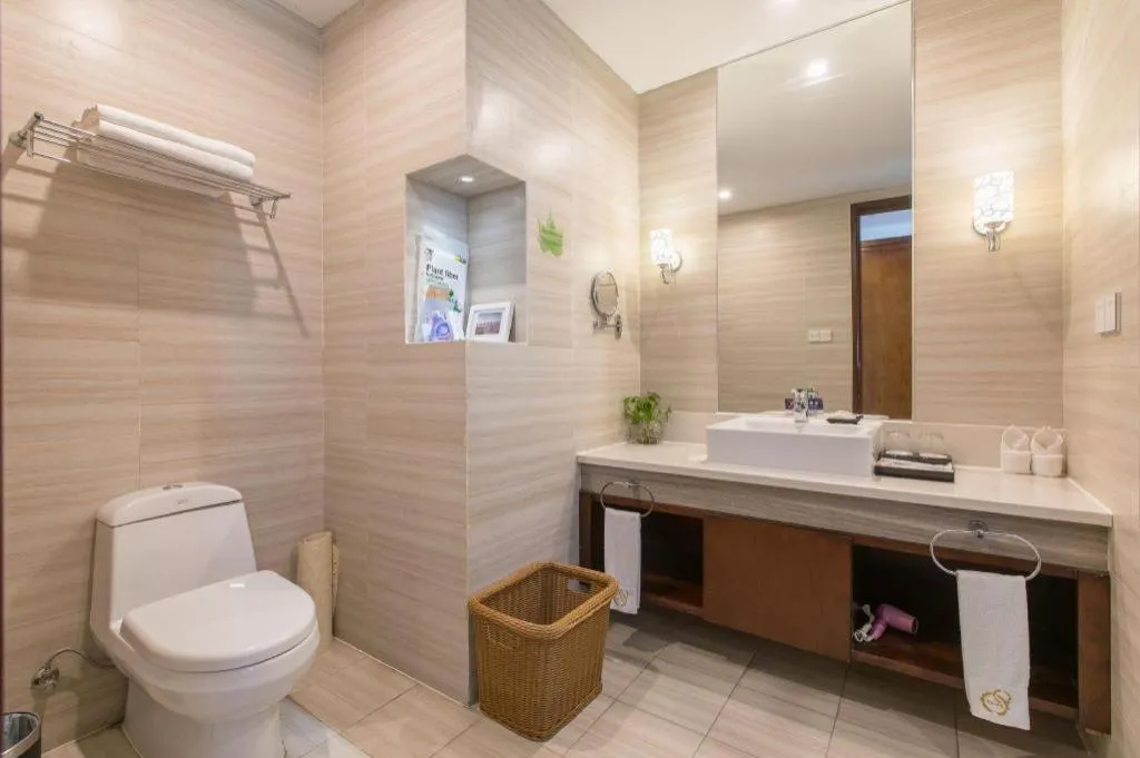 Serenity Marina Hotel