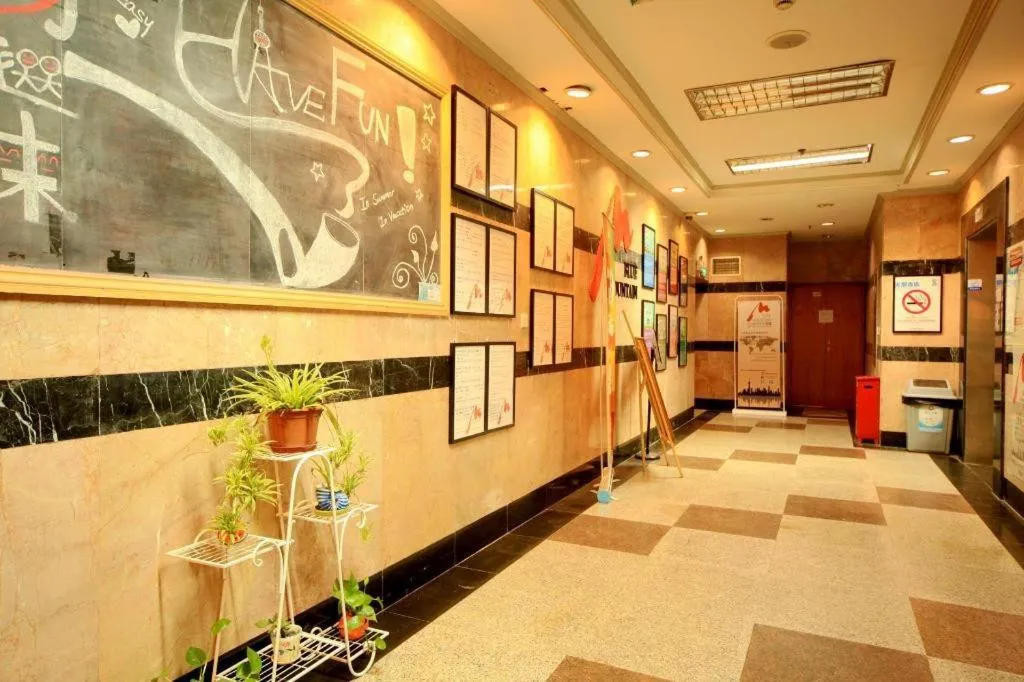 Shanghai Blue Mountain Bund Youth Hostel