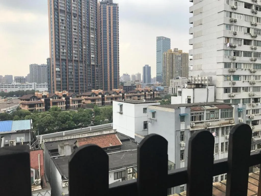 Shanghai Blue Mountain Bund Youth Hostel