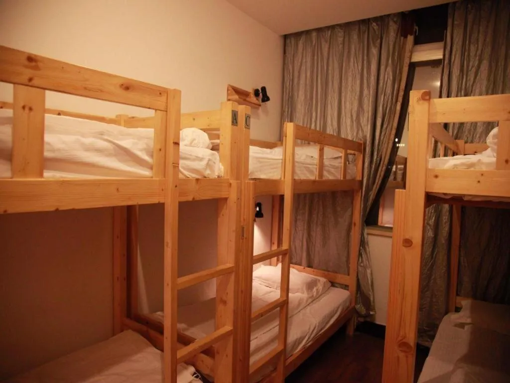 Bed in Shanghai Blue Mountain Bund Youth Hostel