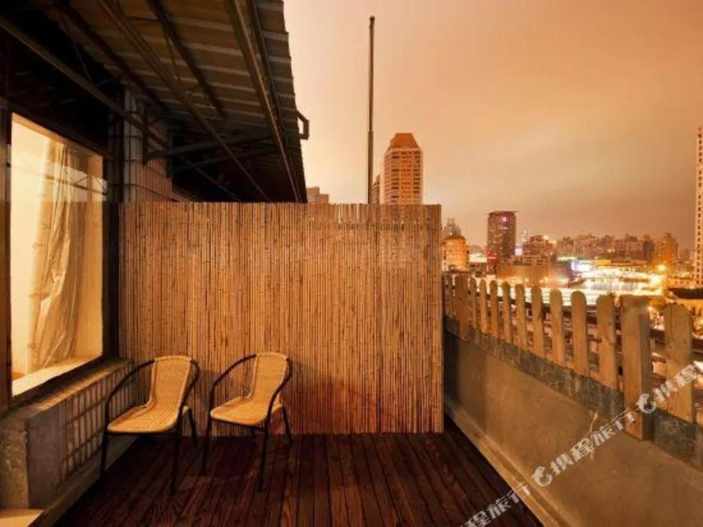 Shanghai Blue Mountain Bund Youth Hostel