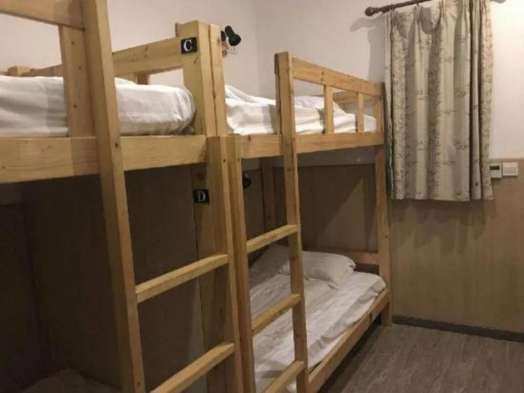 Bed in Shanghai Blue Mountain Bund Youth Hostel